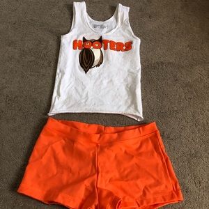 Hooters halloween set